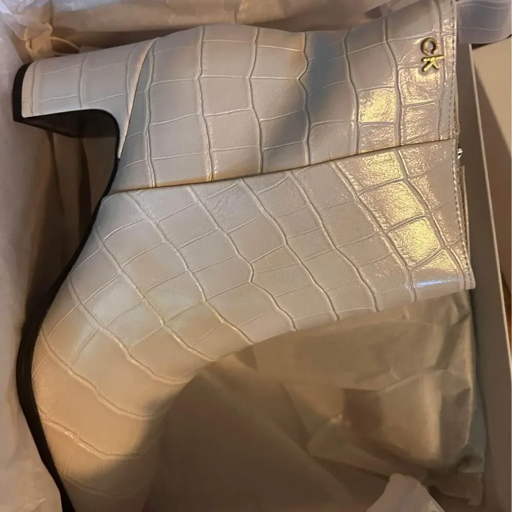 New in the box! Calvin Klein Ivory Croc women booties - Picture 2 of 6